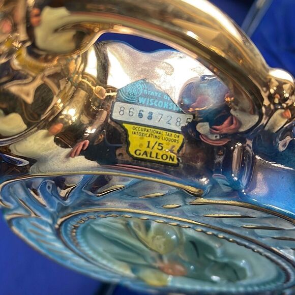 Jim Beam Whiskey Bottle Decanter 1973 Tulips design made from Regal China. In or - Picture 4 of 16